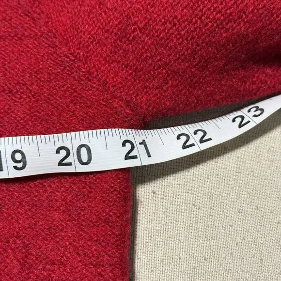 KAREN SCOTT Holiday Cardigan 100% Pure Wool Red Embroidered Sweater Jacket Sz M - Picture 10 of 11